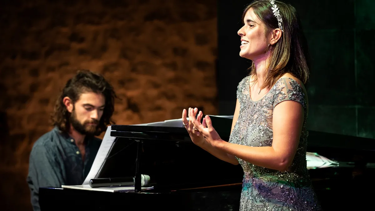 Pleniluni - De l’escena a la intimitat