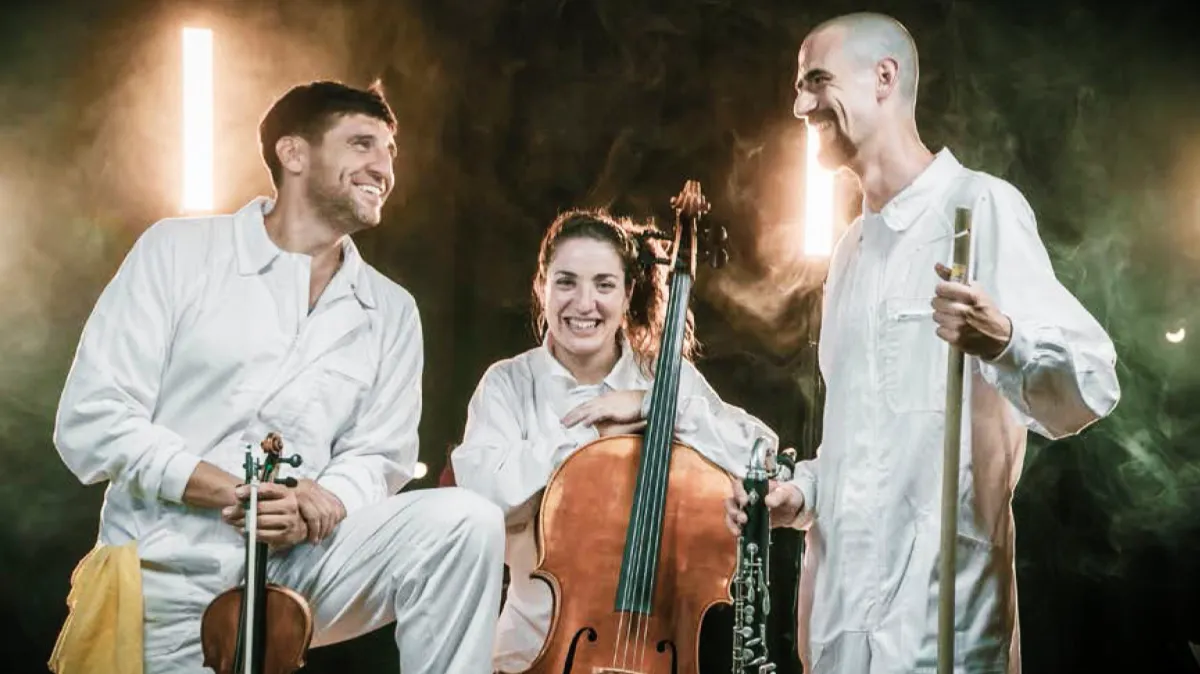 NITS DE LLUNA PLENA AL CLAUSTRE